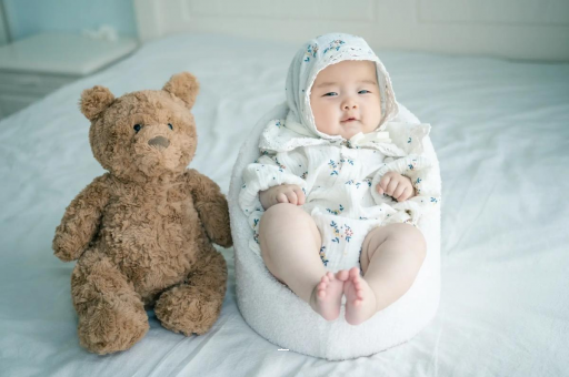 锡林郭勒盟宝宝挠耳朵是怎么回事 锡林郭勒盟宝宝挠耳朵是怎么回事